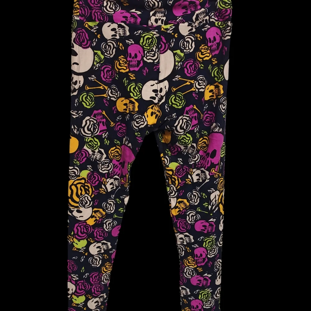 LuLaRoe Leggings with Skulls And Roses